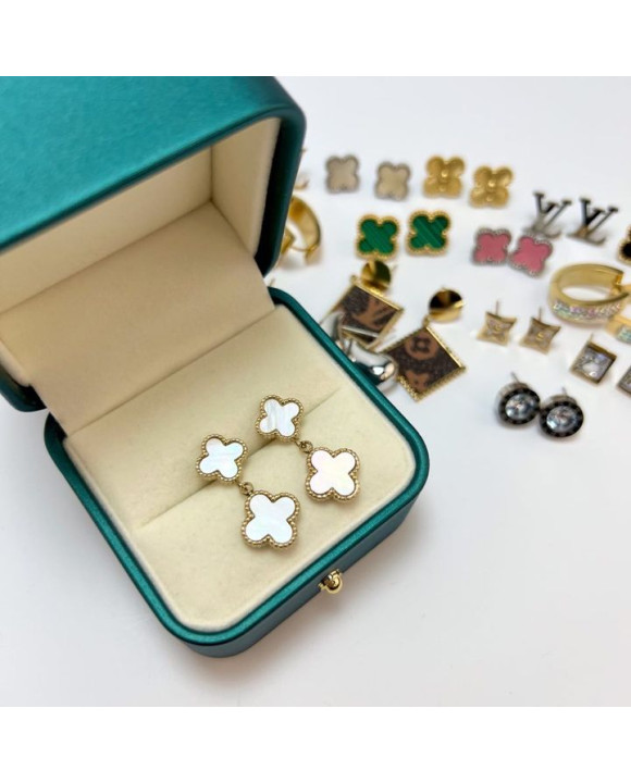 Dámske pozlátené visiace náušnice biele-303880-20