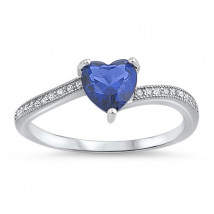 Jemný strieborný prsteň s modrým kamienkom