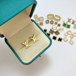 Dámske oceľové náušnice 