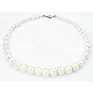 Dámsky náhrdelník s perlami